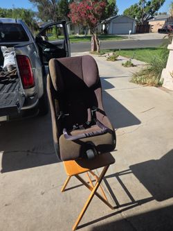 Clek foonf
Convertible Car Seat