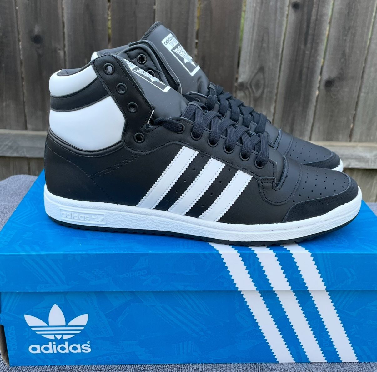 $65 Men’s Adidas Brand New Size 9.5 (Women’s 11)