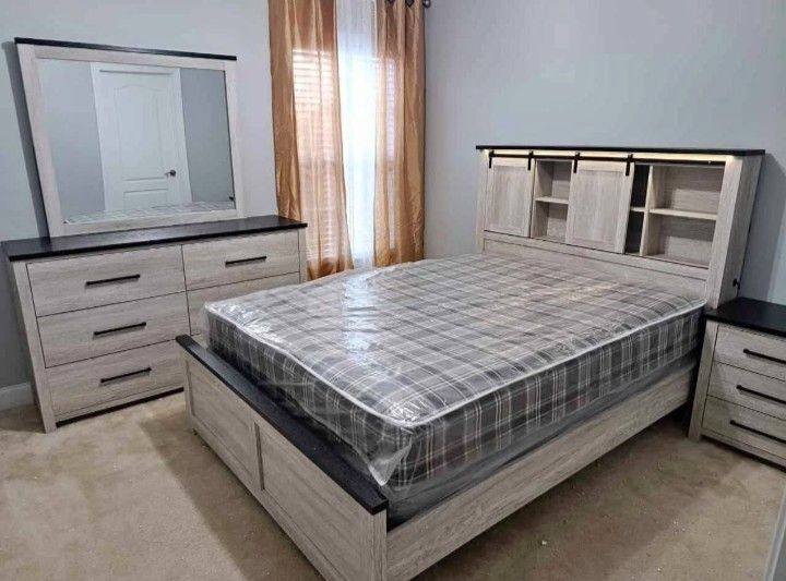 π₯ Brand New Rustic Bedroom Set! Available in King $1199!! Queen $1099