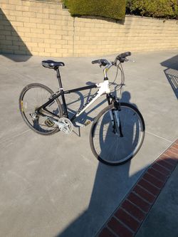 Diamondback bike for sale 26 inch.