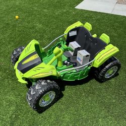 Power Wheels Dune Racer w/Extra Battery