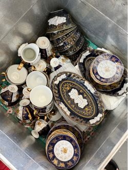 Kitchen dish set