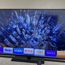 VIZIO E550i-B2 55-inch LED HD 1080P Smart TV