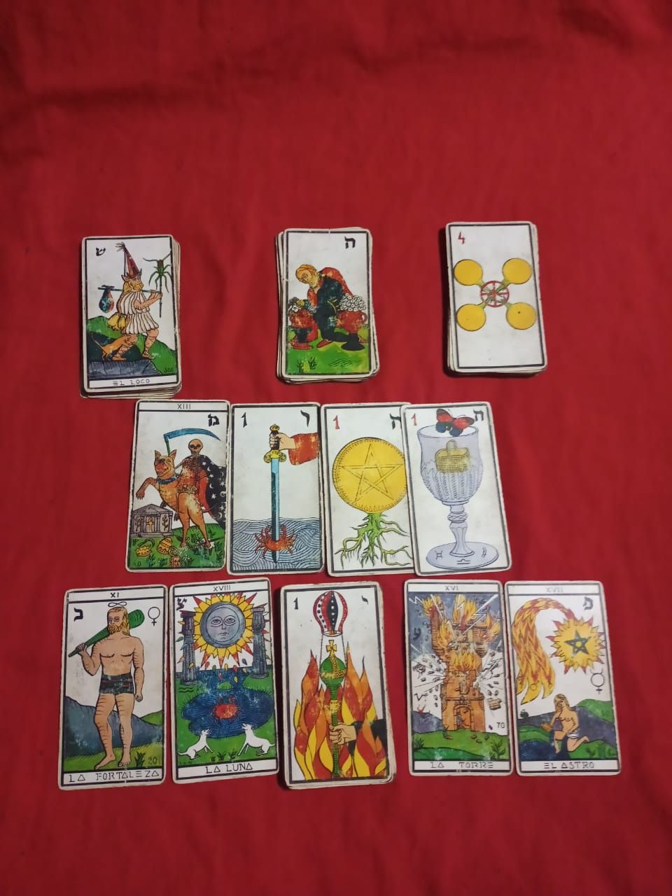 tarot and card reading ,,, Tarot Y Tiradas De Cartas