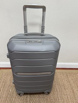 Samsonite Freeform Spinner Suitcases (read)