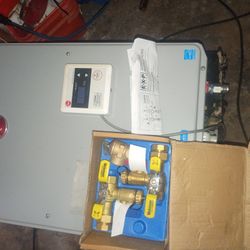 Rheem Tankless hot Water Heater