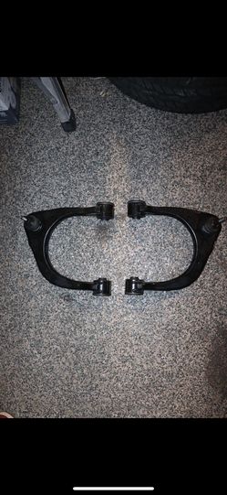 2022 Toyota Tundra Upper Control Arms