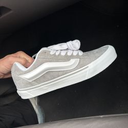 VANS Knu Skool OG 2023 MEN'S SNEAKERS SIZE US 9 GREY CLASSIC GUM