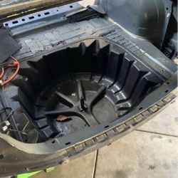 G8 Gt Spare Tire Tub 