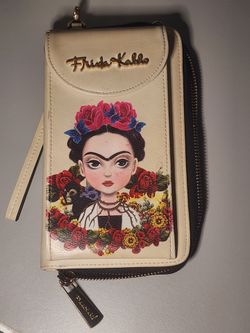 Frida Kahlo Cartoon Collection Cellphone Purse Wallet slightly Used