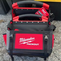 Milwaukee 15 in. PACKOUT Tote