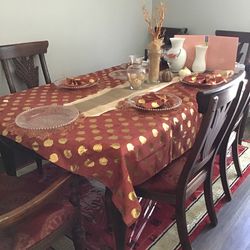 Wood Dining room Table Six Chairs 3 Leafs   Desiner Carpet  &  Coffee  Table Moving Sale 