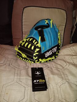 ALL-STAR S7 Elite Catcher Mitt 33"