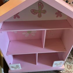 DOLL HOUSE