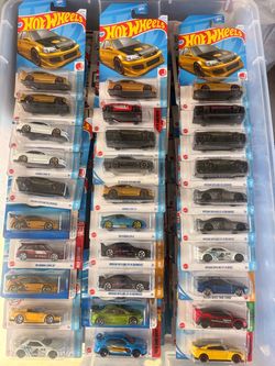 Hot Wheels Die-Cast Cars Lot – 30+ Cars