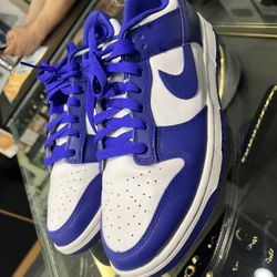 Nike dunks size 11  (1521)