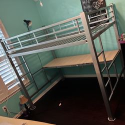 Metal Full Sized Bed 