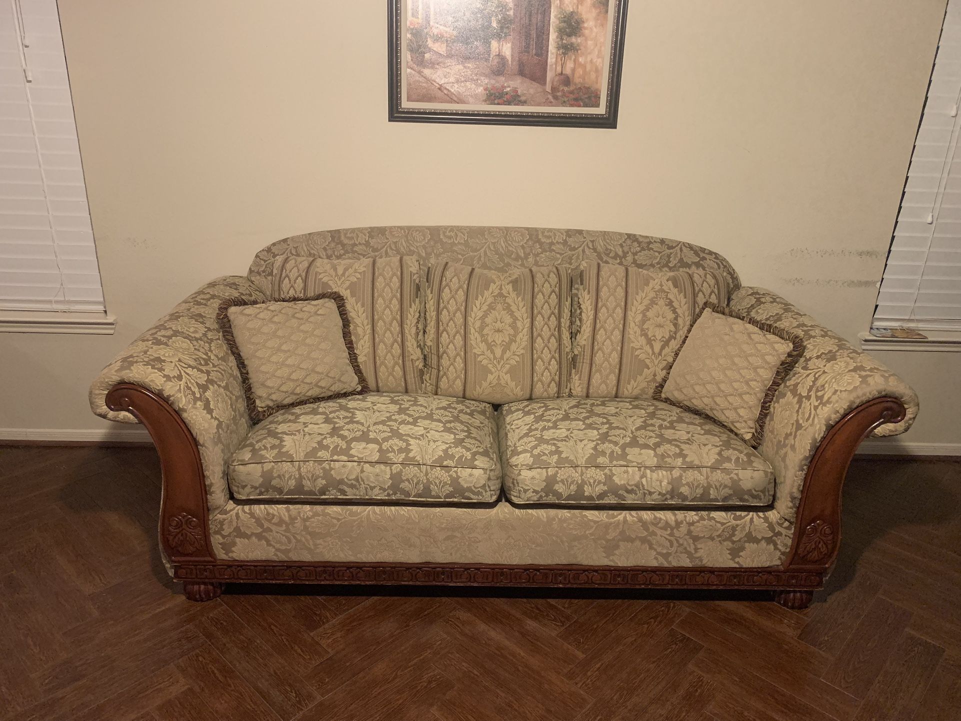 Clean Couch – Great Condition