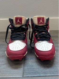 Jordan Cleats 2.5Y