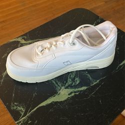 Achieve New Balance Sneakers