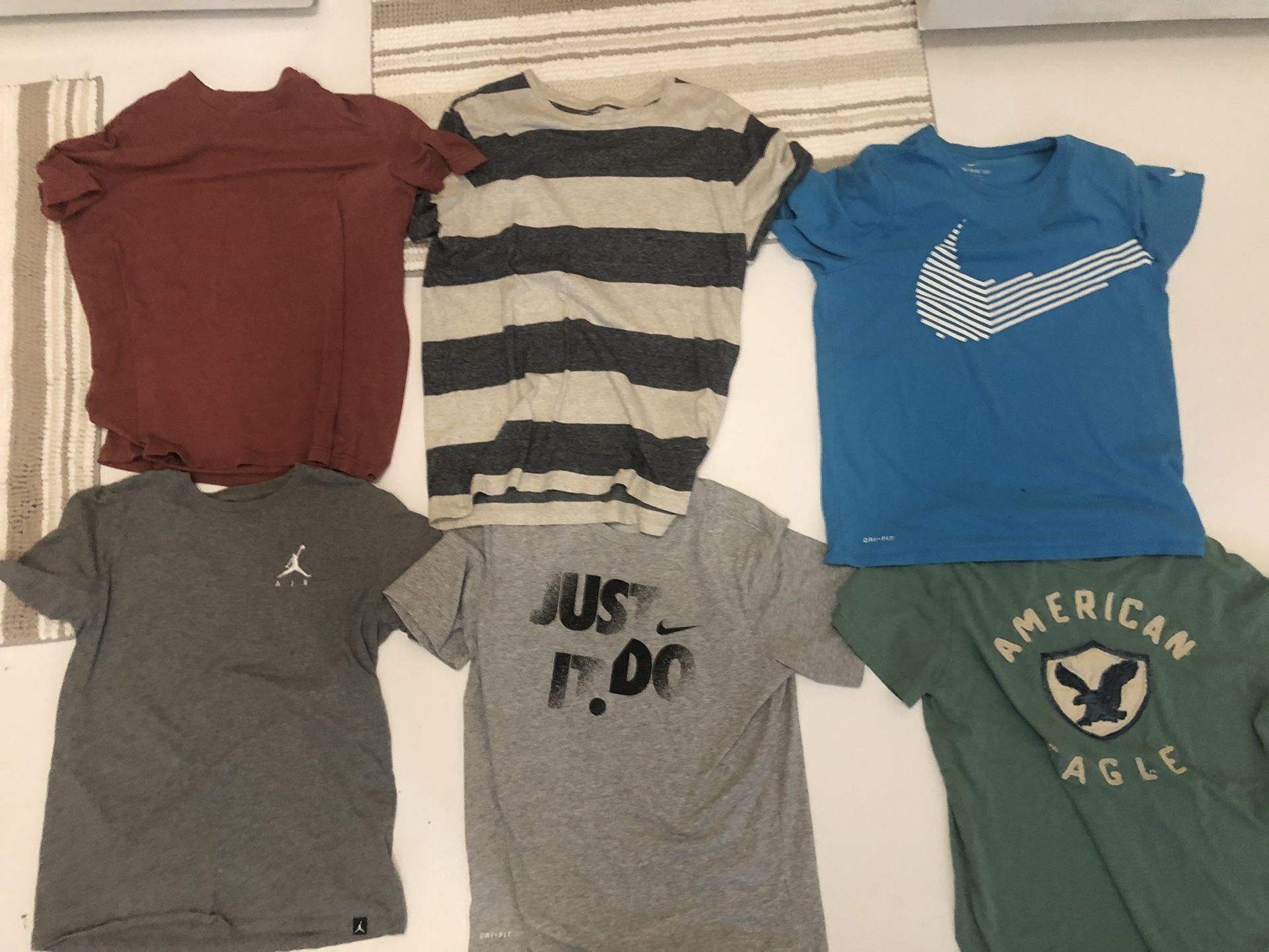 5 Medium Men’s Name Brand Shirts All For $25