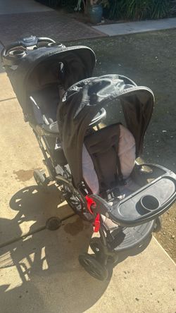 Babytrend Double Stroller (Sit N Stand)-like New