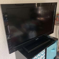 32” HD Flat Screen TV