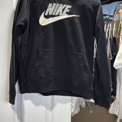 Boy’s Nike Hoodie Sweater 