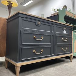 Wooden Six Drawers Dresser 