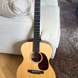 Martin  000-18 Acoustic Guitar 