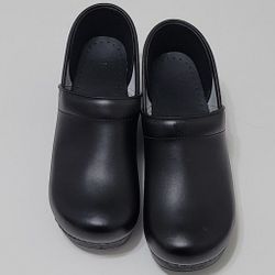 Dansko Professional Leather Black Clogs