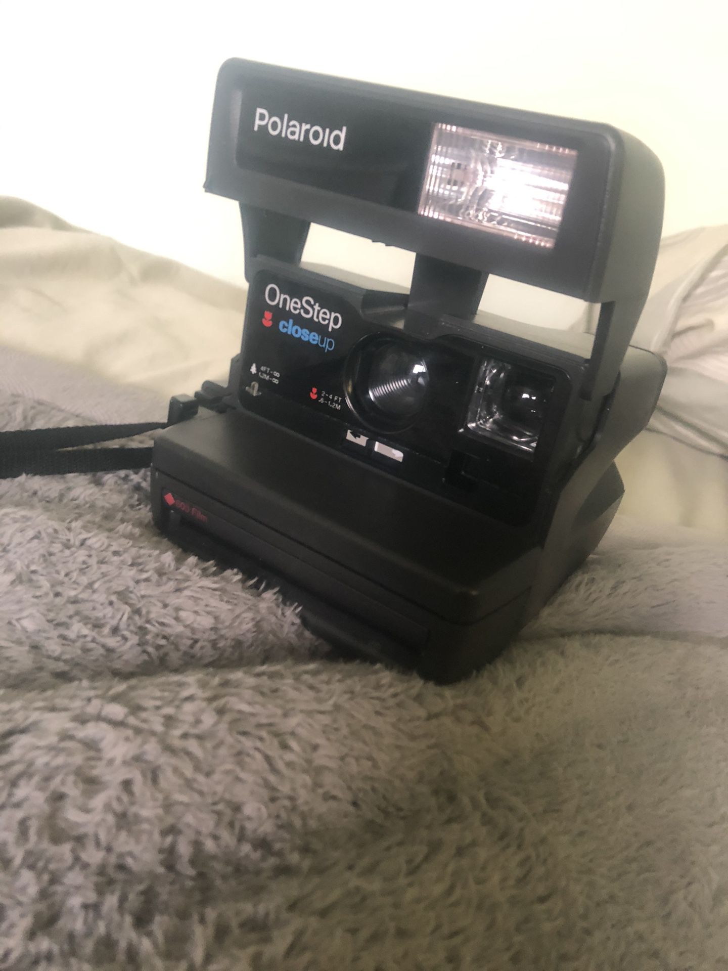 Polaroid onestep600