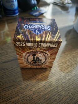 Dodgers 2025 Mookie Betts replica championship ring