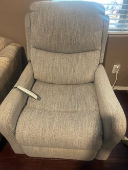 Power lift chair
