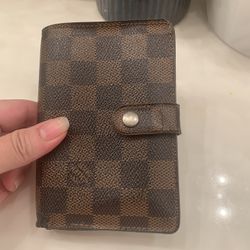 Authentic Louis Vuitton Wallet Damier