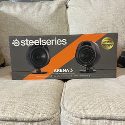 Steelseries Arena 3 Loud Speakers for gaming setup
