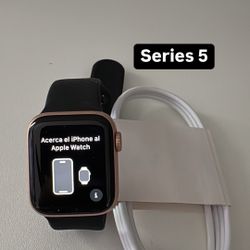 Apple Watch Series 5 Cellular! Like New! 