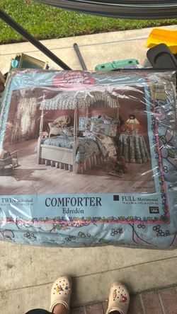 Vintage Precious Moments Twin
