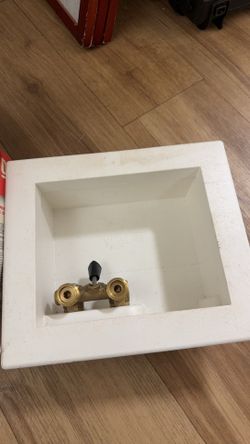 Oatey No. 38822 Washing Machine Outlet Box with Single Lever Valve