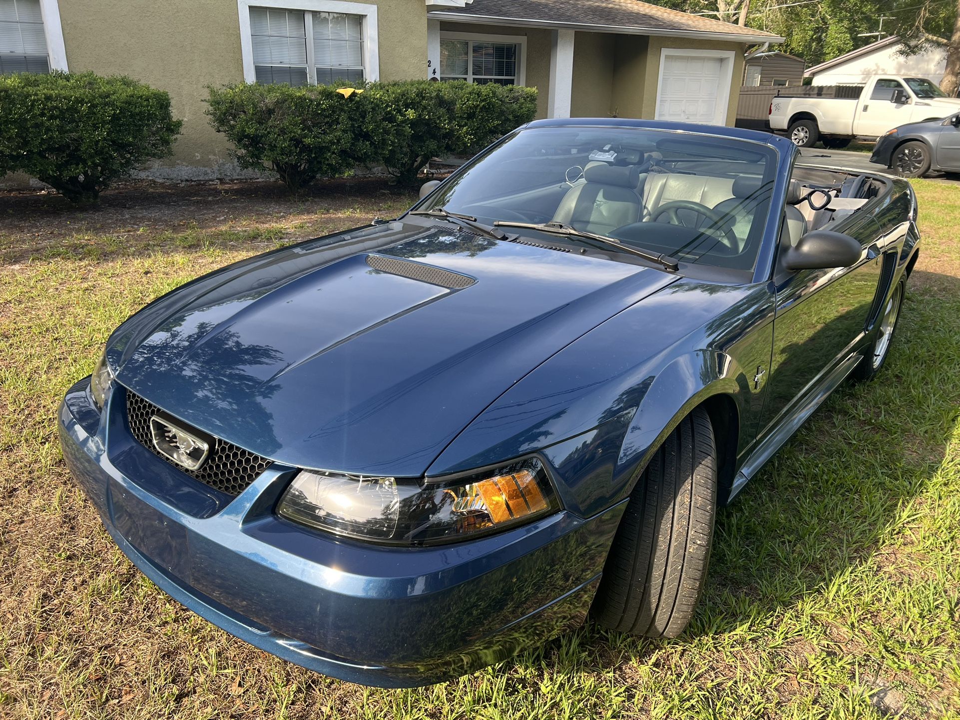 2000 Ford Mustang