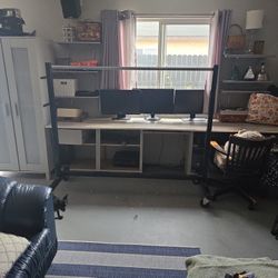 Rolling Clothing Rack 