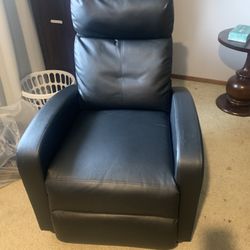 Chair/Recliner 