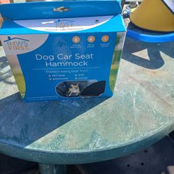New In Box Paws Dog Car Seat Hammock Size 55" X49" New 