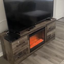 75” Samsung Screen 