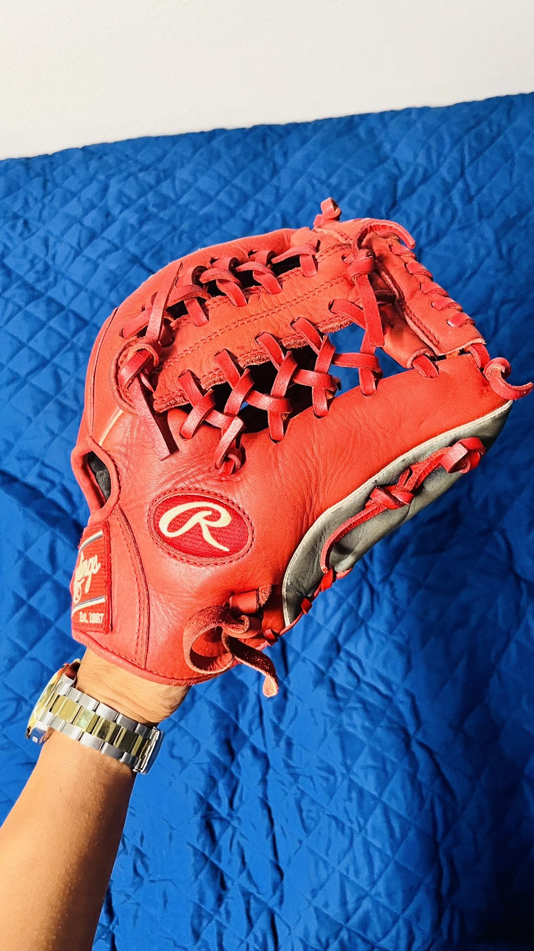 Rawlings Baseball Glove