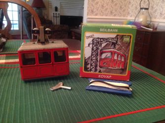 Cable car tin windup
