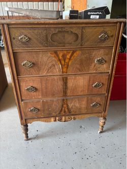 Vintage dresser