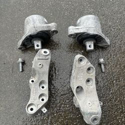 Engine mounts for 2015 Maserati ghibli s q4