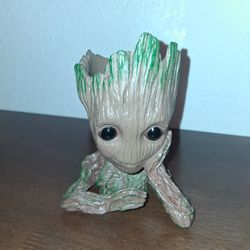 Groot Plant Pot
