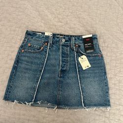 New LEVIS Icon Skirt